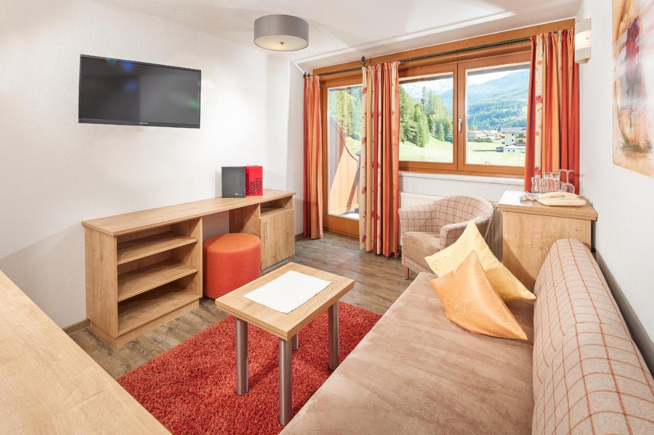 Hotel Sunny Soelden Eksteriør bilde